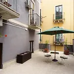 Casta Diva Holiday Rooms